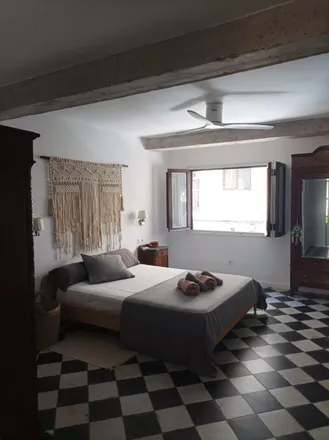 Rent this 2 bed apartment on Carrer de Felip Vives de Canyamars in 7, 46011 Valencia