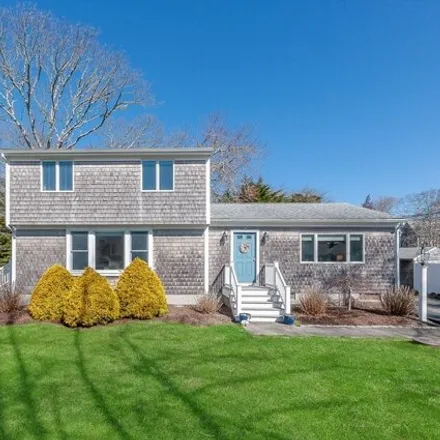 Rent this 5 bed house on 26 Mattakiset Road in Mattapoisett, Plymouth County