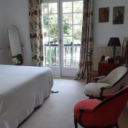 Rent this 7 bed house on France in Avenue Louise Darracq, 64100 Bayonne
