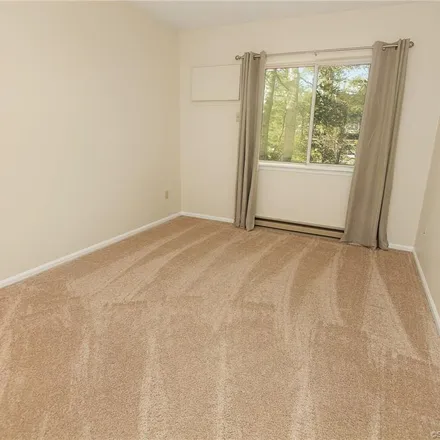 Image 1 - 310 Willow Spring, New Milford, 06776, USA - Apartment for rent