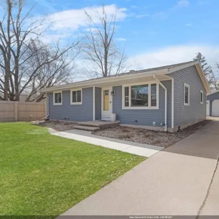Buy this 3 bed house on 1199 South Schaefer Street in Appleton, WI 54915