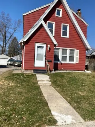 Rent this 3 bed house on 81 Mohawk Road in Pontiac, MI 48341