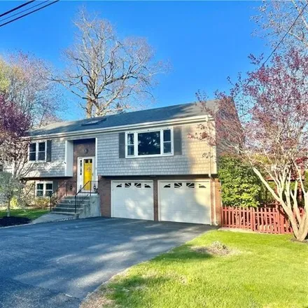 Buy this 3 bed house on 55 Brown Avenue in Barrington, RI 02806