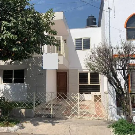 Buy this 3 bed house on Calle Isla Cartagena in López de Legazpi, 44950 Guadalajara