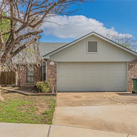 Rent this 3 bed house on 2180 Sunstone Drive in Carrollton, TX 75006