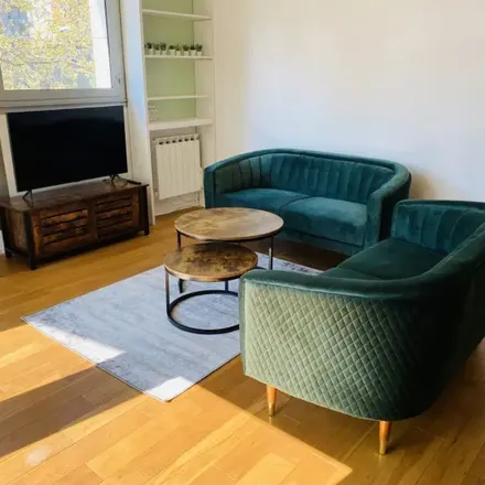 Rent this 15 bed apartment on 27 Rue Péclet in 75015 Paris, France