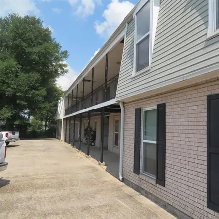 Rent this 1 bed apartment on 216 West Ave Apt F in Harahan, Louisiana