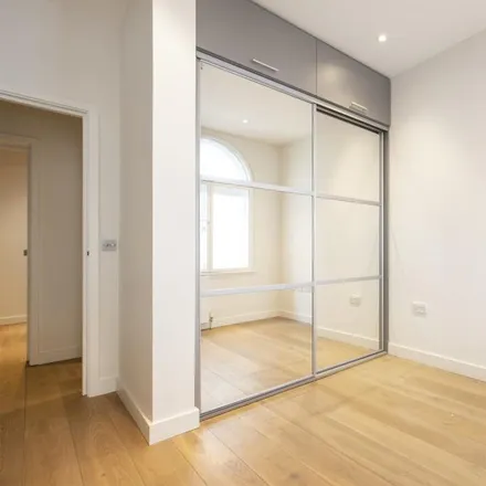 Image 5 - Smartroom, 69 Rupert Street, London, EC2A 2BB, United Kingdom - Apartment for rent
