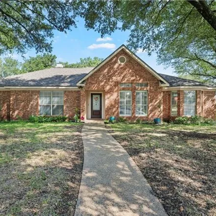 Buy this 3 bed house on 11013 Creek Bend Dr in Woodway, Texas