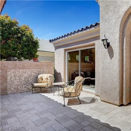 Image 8 - 4541 Largo Cantata Street, Summerlin South, NV 89148, USA - House for sale