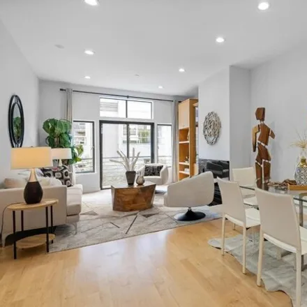 Buy this 1 bed condo on Away in 371 Hayes Street, San Francisco