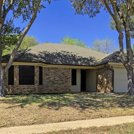 Buy this 3 bed house on 6829 Mesa Drive in North Richland Hills, TX 76182