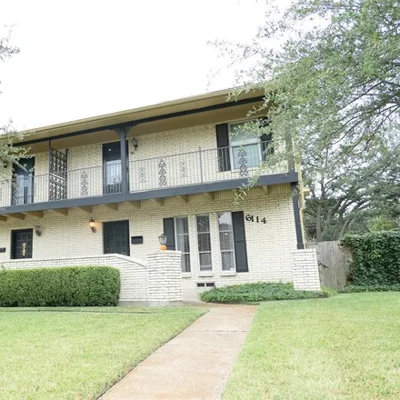 Rent this 2 bed duplex on 6105 Rincon Way in Dallas, TX 54231