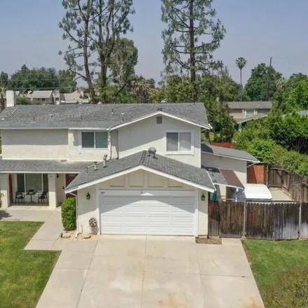 Image 4 - 207 Naomi St, Redlands, California, 92374 - House for sale