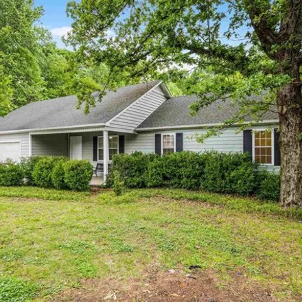 Buy this 3 bed house on Parkburg Road in Jackson, TN