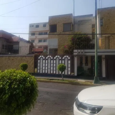 Buy this 5 bed house on Calle Pernambuco 712 in Colonia Lindavista, 07300 Mexico City