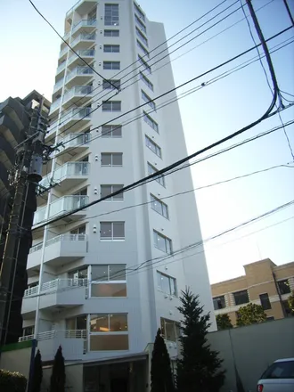 Rent this studio apartment on ブリティッシュ・スクール・イン東京 in Gaien Higashi-dori, Azabu