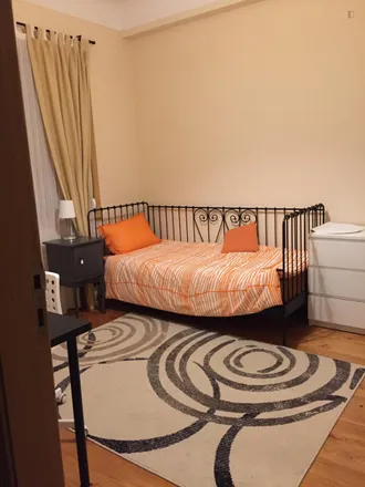 Rent this 5 bed room on Rua de Ferreira Cardoso in 4300-197 Porto, Portugal