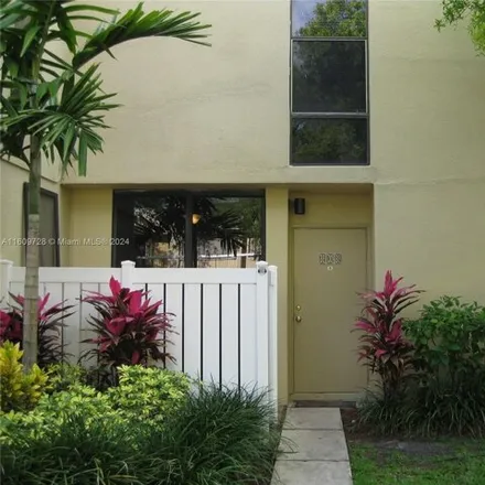 Buy this 3 bed condo on 2821 SW 87th Ave Apt 808 in Davie, Florida