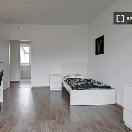 Rent this 6 bed room on Schönestraße 35/1 in 70372 Stuttgart, Germany