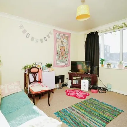 Image 2 - Maugham House, Silkdale Close, Oxford, OX4 2HE, United Kingdom - Apartment for sale