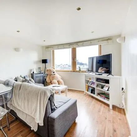 Rent this 2 bed apartment on Station Court in Townmead Road, London