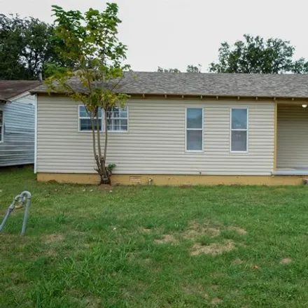 Buy this 3 bed house on Okmulgee Middle School in Martin Luther King Avenue, Okmulgee