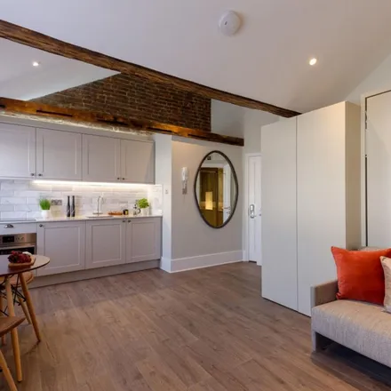 Rent this 1 bed apartment on 36 York Street in London, W1H 1PW