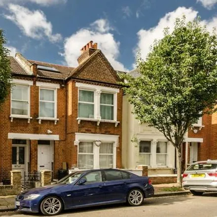 Rent this studio apartment on Dagnan Road in London, SW12 9LH