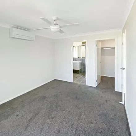 Image 8 - 48 Arrowtail Street, Chisholm NSW 2322, Australia - Apartment for rent