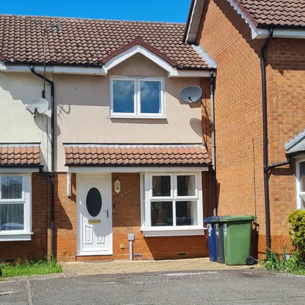 Rent this 2 bed townhouse on Orthwaite in Huntingdonshire, PE29 6XB