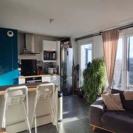 Rent this 2 bed apartment on 1 bis Rue du Préfet Chaleil in 93600 Aulnay-sous-Bois, France