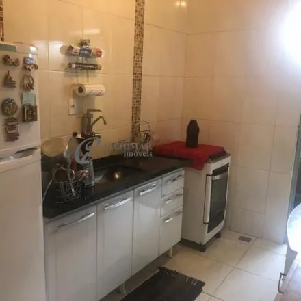 Buy this 3 bed apartment on Rua Gavião in Flávio Marques Lisboa, Belo Horizonte - MG