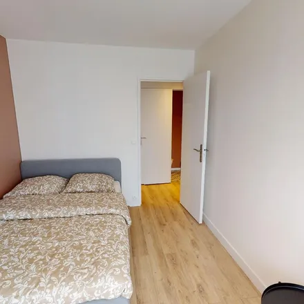 Rent this 4 bed apartment on 73 Boulevard Général Vanier in 14000 Caen, France