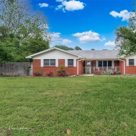Buy this 4 bed house on 6384 North Inwood Road in Western Hills Estates, Shreveport