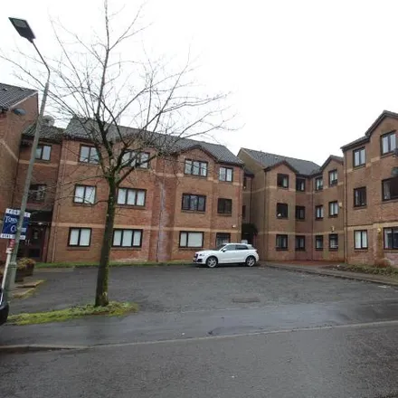 Rent this 2 bed apartment on Braeside Avenue in Moodiesburn, G69 0BN