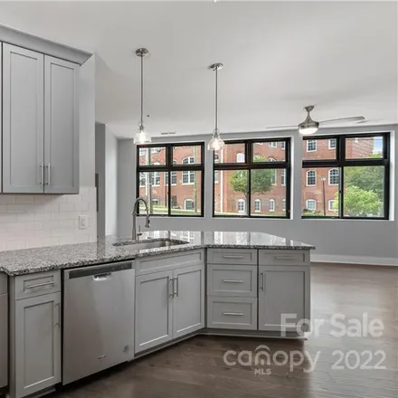 Image 6 - 501 East 37th Street, Charlotte, NC 28205, USA - Condo for sale