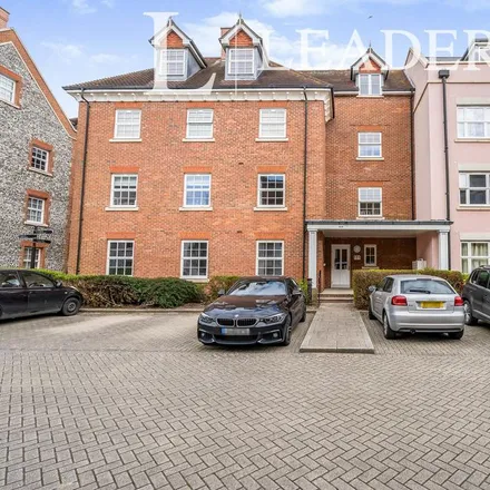 Image 1 - St. Agnes Place, Chichester, PO19 7TN, United Kingdom - Apartment for rent