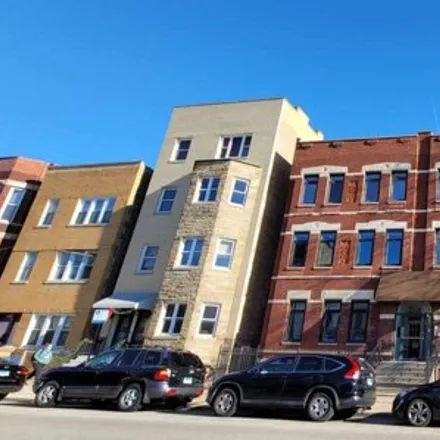Rent this 3 bed condo on 2841-2843 South Wells Street in Chicago, IL 60616