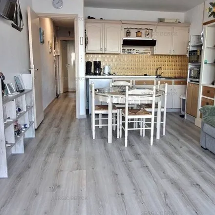 Rent this 1 bed apartment on 62600 Berck