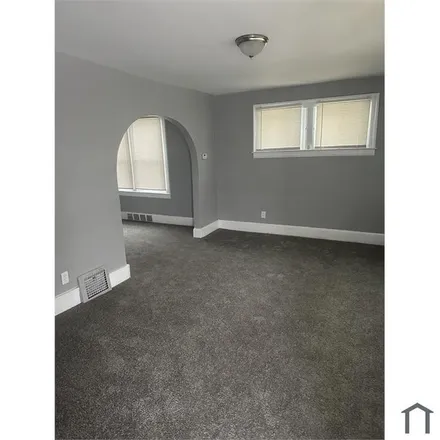 Image 5 - 13808 Woodward Avenue, Highland Park, MI 48203, USA - Apartment for rent