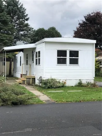 Buy this 2 bed house on 6035 South Transit Road in South Lockport, NY 14094