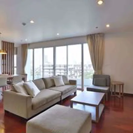 Rent this 3 bed apartment on Empire House in Soi Ekkamai 12, Vadhana District