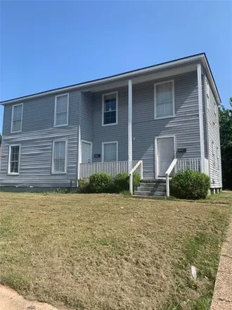 Rent this 2 bed house on 1287 Estelle Street in Bossier City, LA 71112