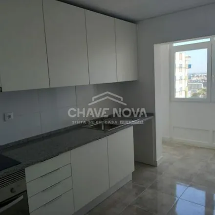 Image 4 - Setúbal (Avenida Mariano Carvalho), Avenida Mariano de Carvalho, 2900-197 Setúbal, Portugal - Apartment for rent