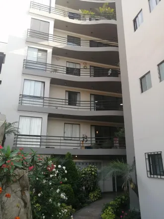Image 8 - Avenida Central, Santiago de Surco, Lima Metropolitan Area 15023, Peru - Apartment for rent