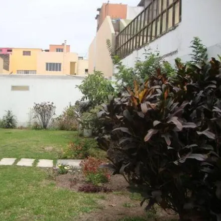 Buy this 5 bed house on Pachacútec Street 2103 in Lince, Lima Metropolitan Area 15072
