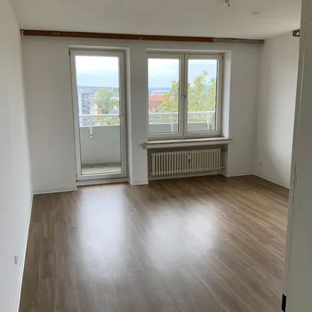 Rent this 3 bed apartment on An der Humboldtbrücke 28 in 49074 Osnabrück, Germany