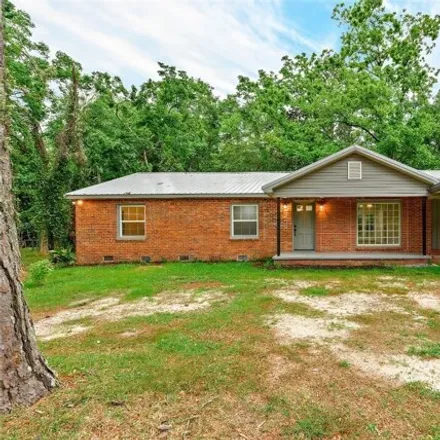 Buy this 3 bed house on 100 Winding Road in Dothan, AL 36301