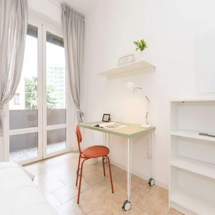 Image 6 - Via Lorenteggio, 82, 20146 Milan MI, Italy - Room for rent